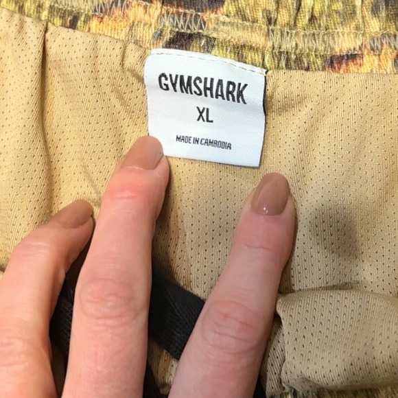 Gymshark Mens Camo Mesh Athletic Shorts Green Brown Forest Print XL - Picture 3 of 3